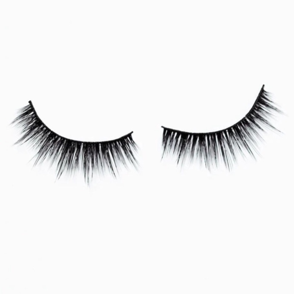 Premium Eye Lash Bundle - Faux Mink & Applicator - Picture 8 of 11